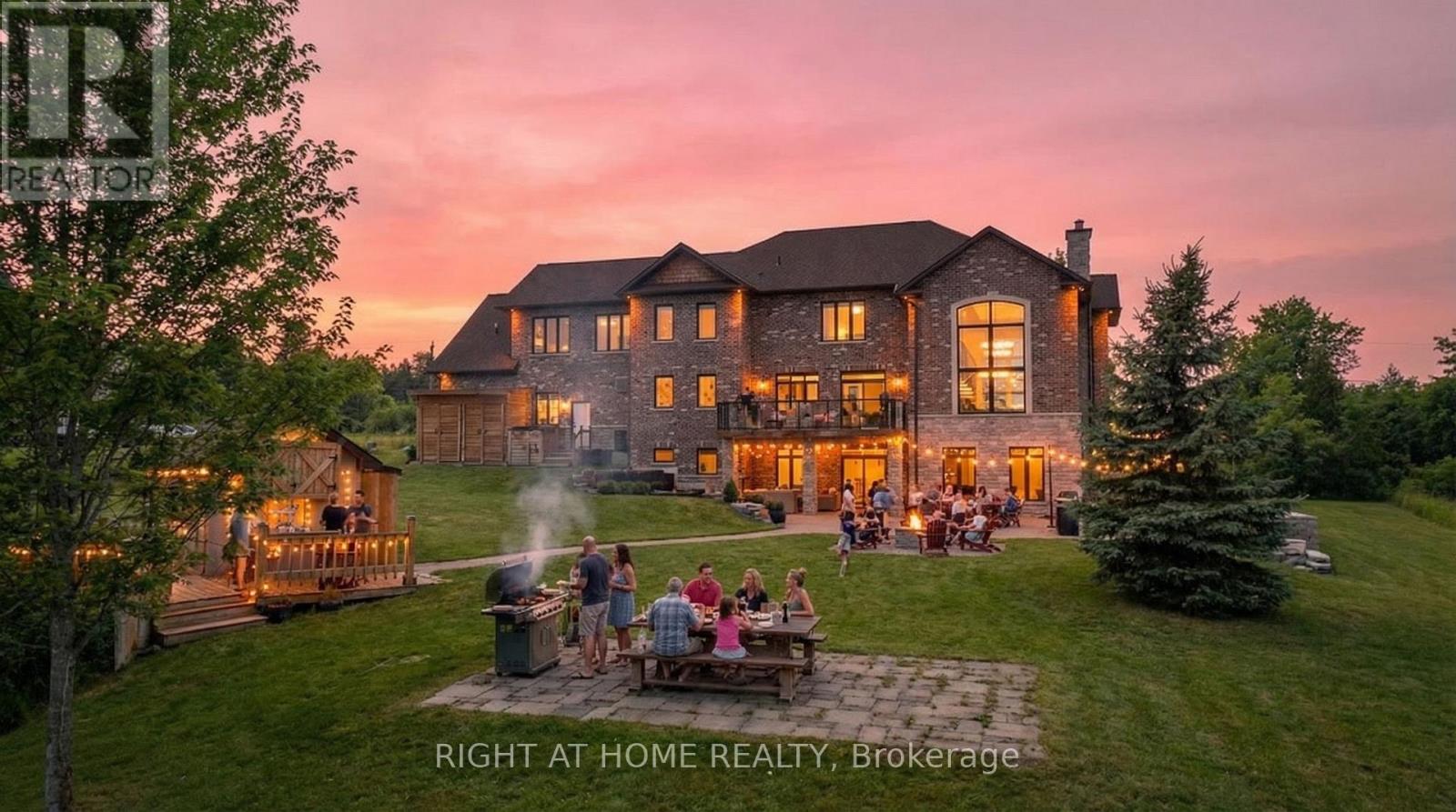 3850 Kinsale Road, Pickering, Ontario  L1Y 1E2 - Photo 2 - E12925496