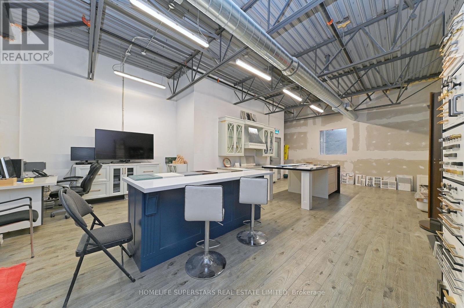 25 - 760 Laurentian Drive, Burlington, Ontario  L7N 0A4 - Photo 24 - W12925312