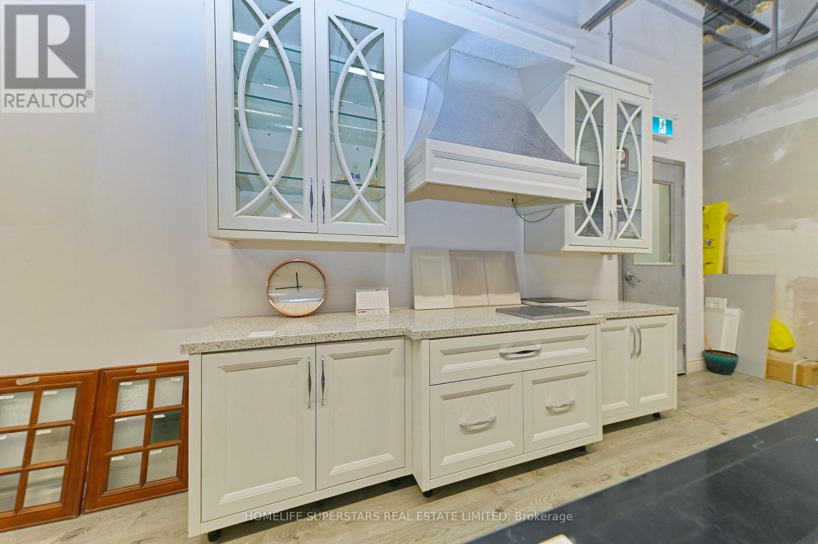 25 - 760 Laurentian Drive, Burlington, Ontario  L7N 0A4 - Photo 28 - W12925312