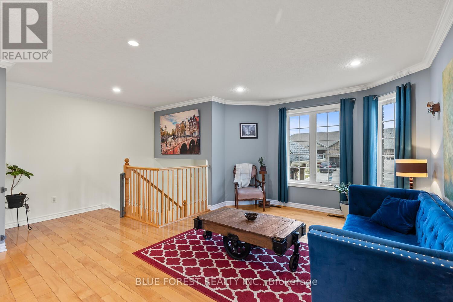 123 Watson Street, Lucan Biddulph, Ontario  N0M 2J0 - Photo 9 - X12925404