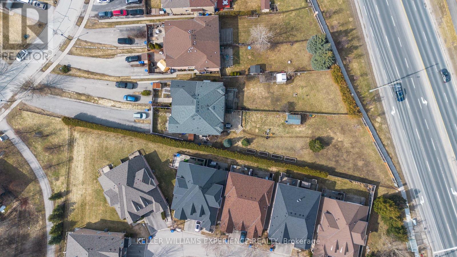 599 Walpole Crescent, Newmarket (Stonehaven-Wyndham), Ontario  L3X 2B5 - Photo 27 - N12925378