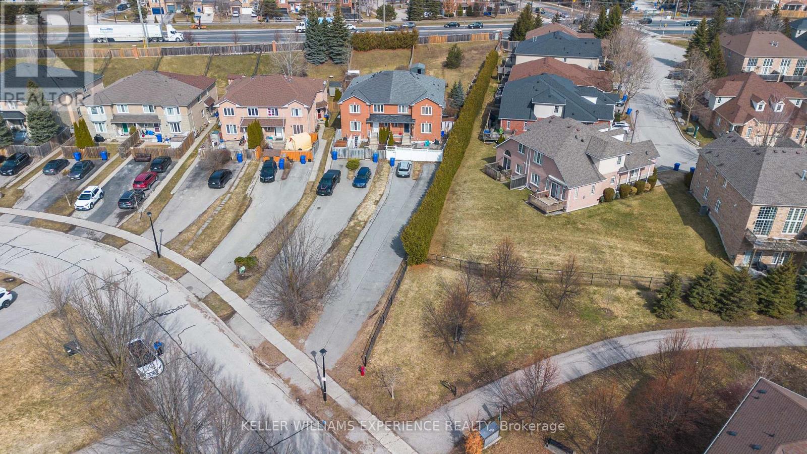 599 Walpole Crescent, Newmarket (Stonehaven-Wyndham), Ontario  L3X 2B5 - Photo 30 - N12925378