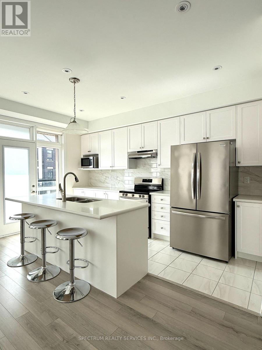 5 Riley Reed Lane, Richmond Hill, Ontario  L4S 0M3 - Photo 5 - N12925422