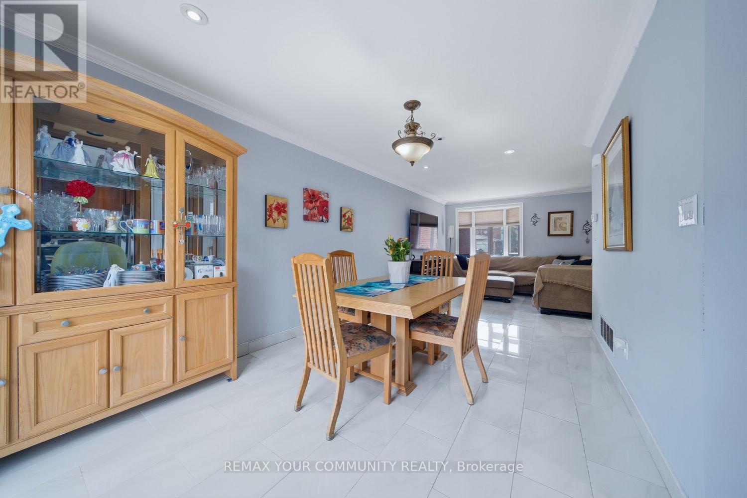 130 Andrea Lane, Vaughan, Ontario  L4L 1E7 - Photo 17 - N12925446