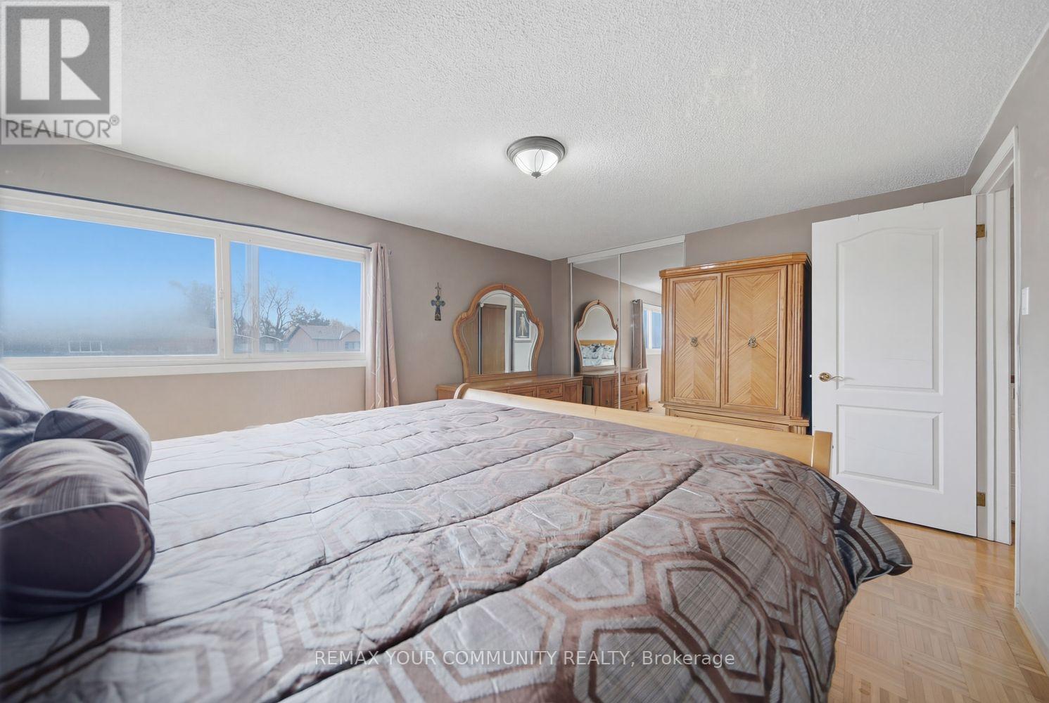 130 Andrea Lane, Vaughan, Ontario  L4L 1E7 - Photo 28 - N12925446