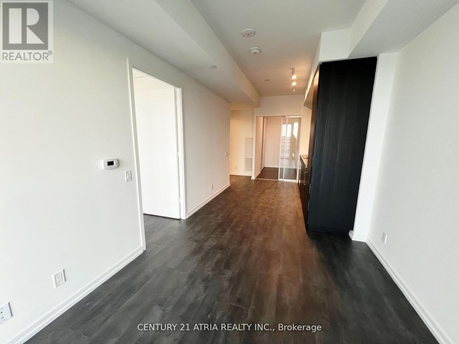 1008 - 7890 Jane Street, Vaughan (Vaughan Corporate Centre), Ontario  L4K 0K9 - Photo 3 - N12925448