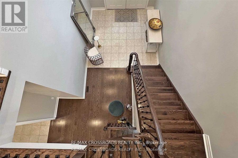 62 Romanelli Crescent, Bradford West Gwillimbury (Bradford), Ontario  L3Z 0X7 - Photo 17 - N12925466