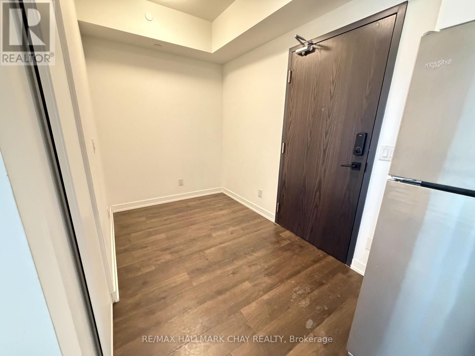 912 - 56 Lakeside Terrace, Barrie, Ontario  L4M 0L4 - Photo 3 - S12925470