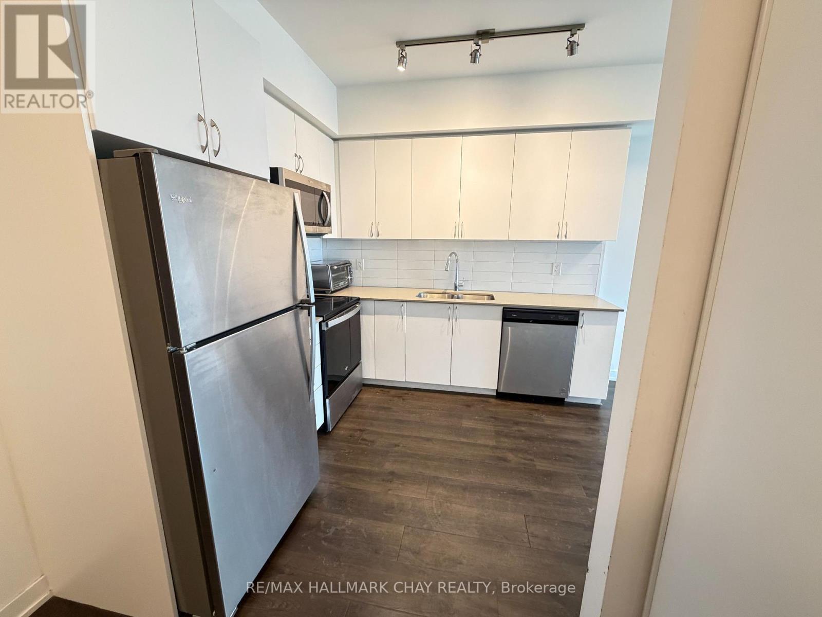 912 - 56 Lakeside Terrace, Barrie, Ontario  L4M 0L4 - Photo 4 - S12925470