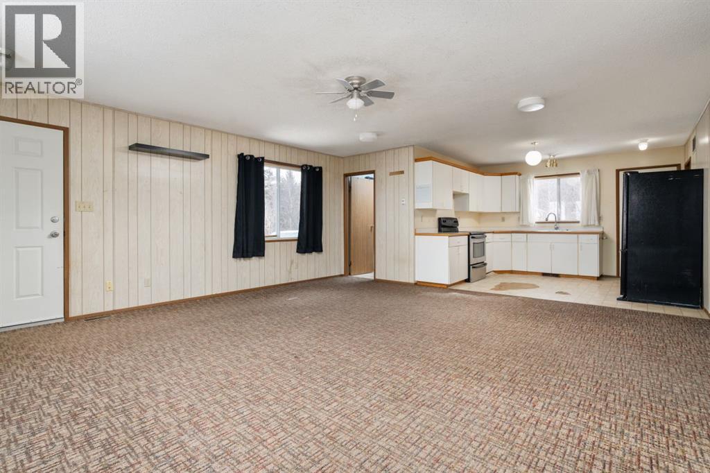213 Red Wing Crescent, Tillicum Beach, Alberta  T4V 3M9 - Photo 11 - A2293425