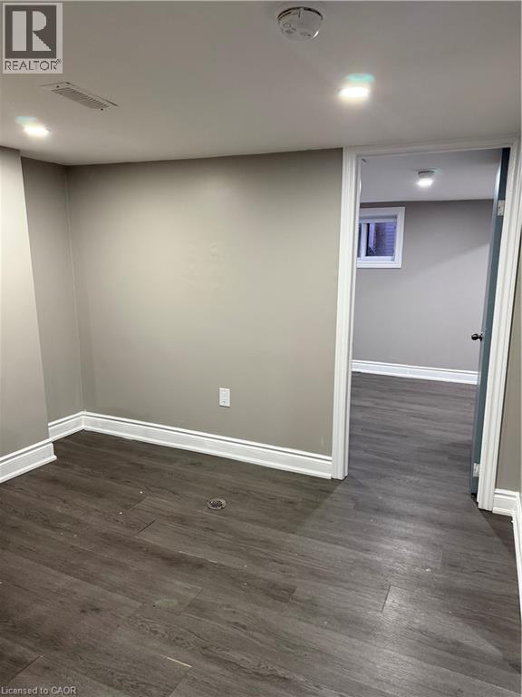 22 Graham Avenue N Unit# Lower, Hamilton, Ontario  L8H 4J7 - Photo 8 - 40806762