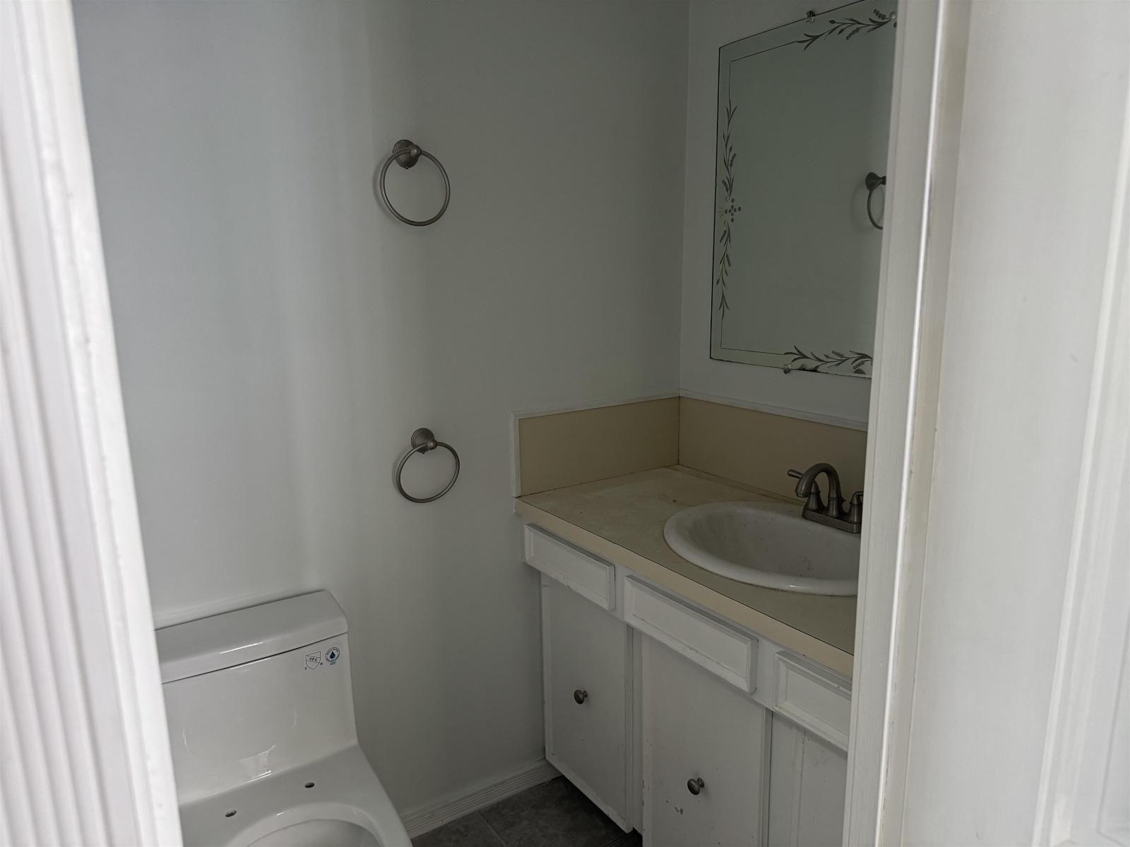 13481 Hilton Road, Surrey, British Columbia  V3R 5J3 - Photo 9 - R3103970