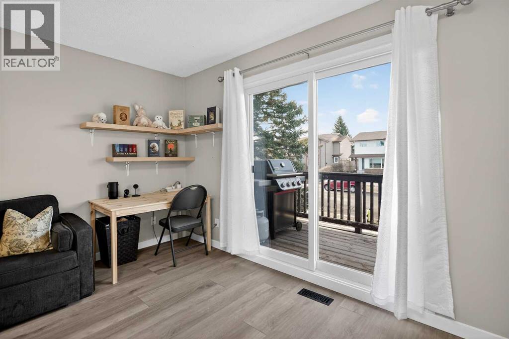 3627 Cedarille Drive SW, Calgary, Alberta  T2W 3J5 - Photo 12 - A2295281