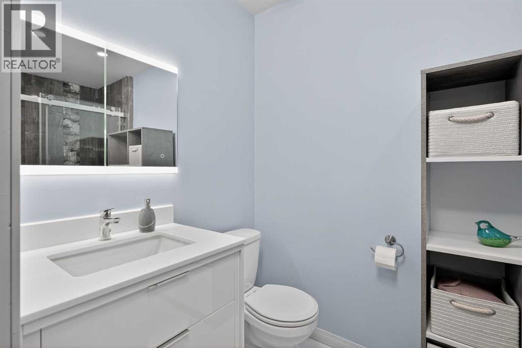 3627 Cedarille Drive SW, Calgary, Alberta  T2W 3J5 - Photo 18 - A2295281