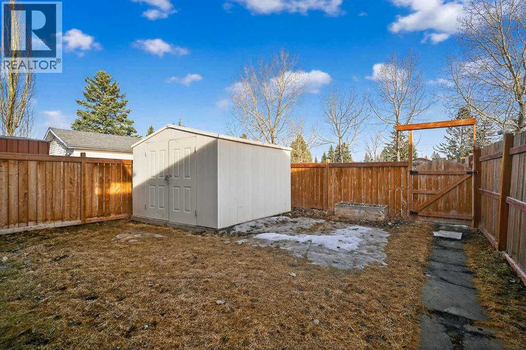 3627 Cedarille Drive SW, Calgary, Alberta  T2W 3J5 - Photo 28 - A2295281