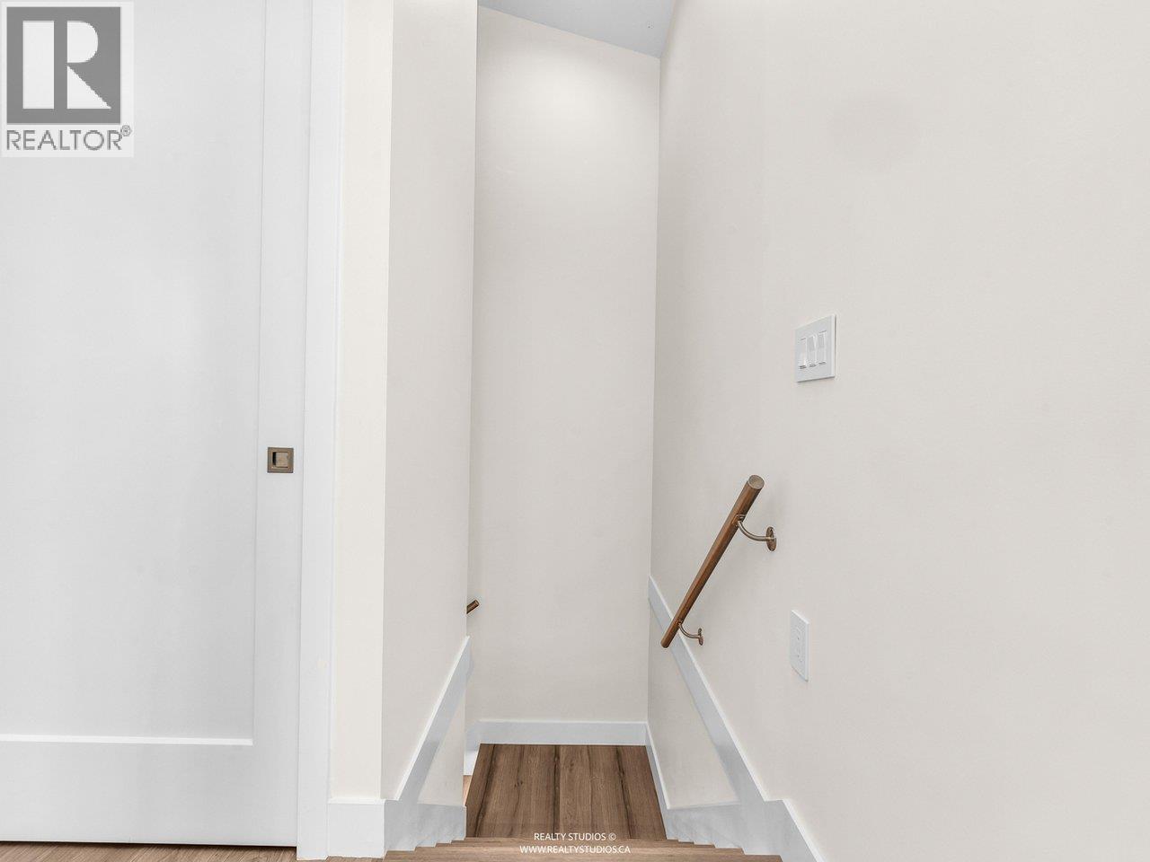 2 4257 Knight Street, Vancouver, British Columbia  V5N 3M3 - Photo 23 - R3103940