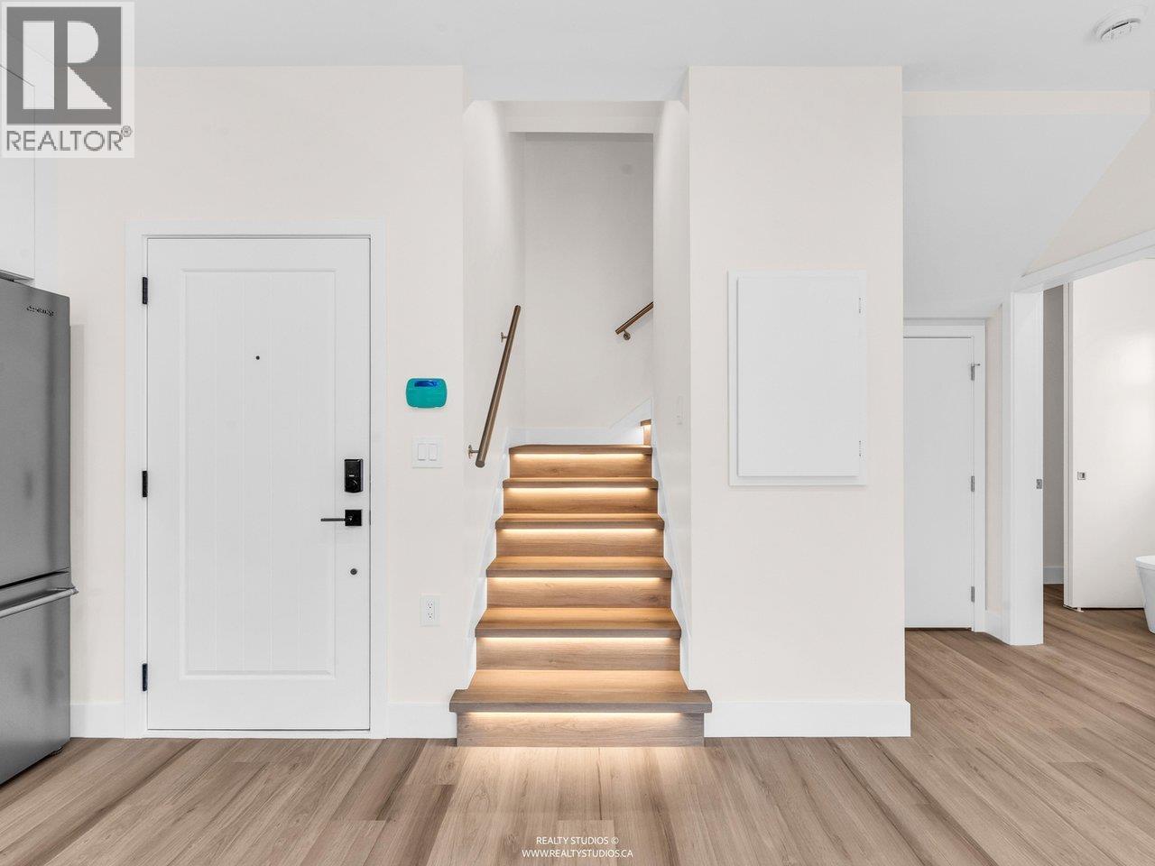 2 4257 Knight Street, Vancouver, British Columbia  V5N 3M3 - Photo 13 - R3103940