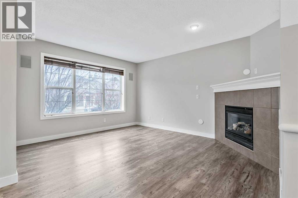 183 Everglen Rise SW, Calgary, Alberta  T2Y 4Z3 - Photo 3 - A2296677