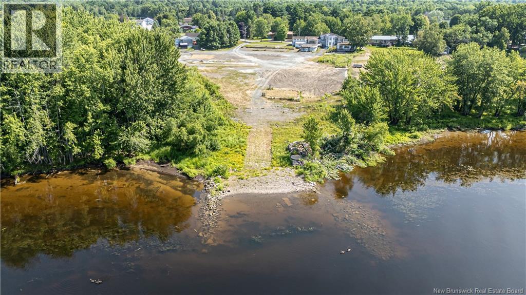 59-69 Ross Terrace, Fredericton, New Brunswick  W3A 8E5 - Photo 10 - NB135923