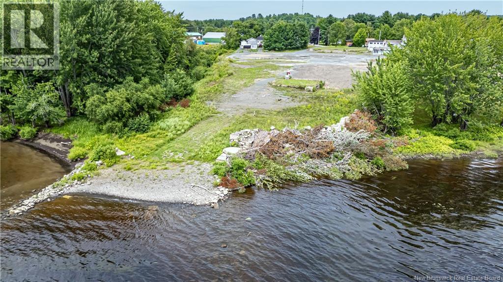 59-69 Ross Terrace, Fredericton, New Brunswick  W3A 8E5 - Photo 11 - NB135923