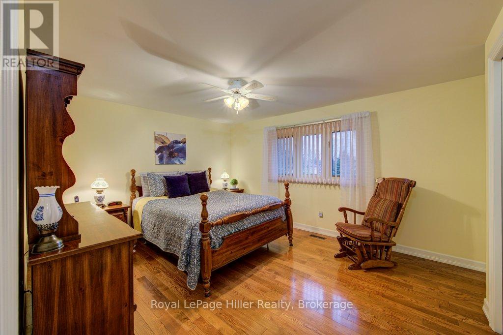 84 Franklin Drive, Stratford, Ontario  N5A 7N6 - Photo 23 - X12924136