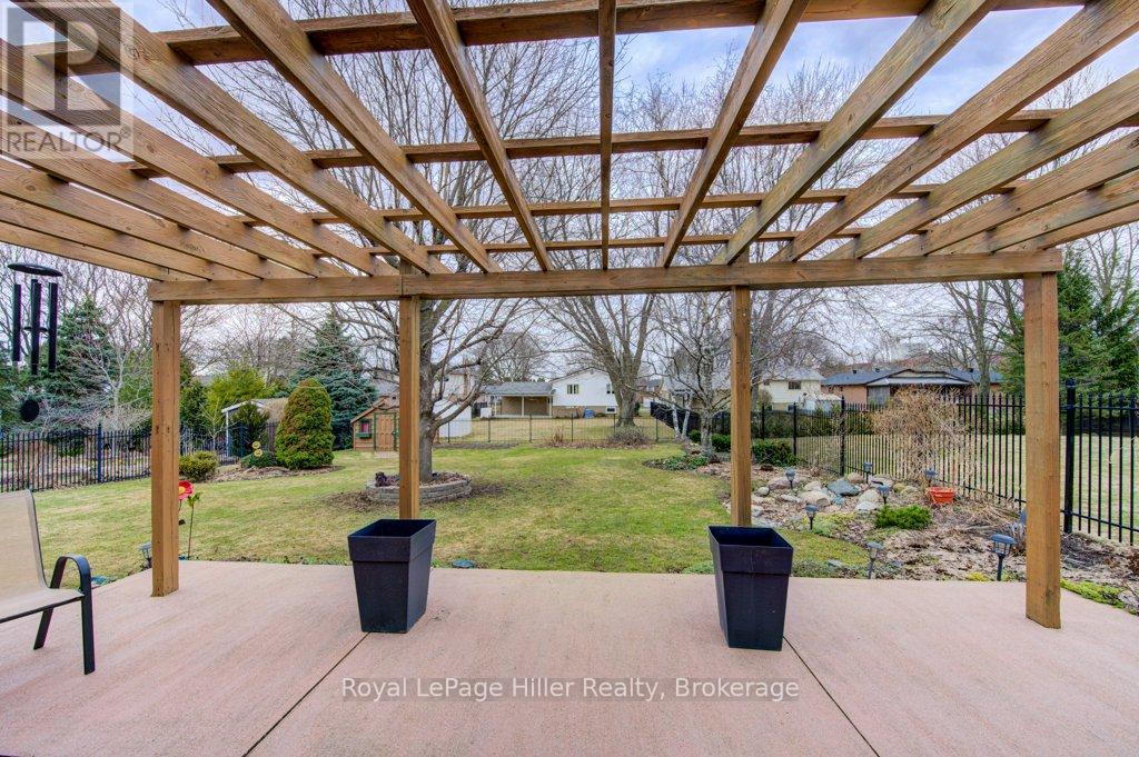 84 Franklin Drive, Stratford, Ontario  N5A 7N6 - Photo 36 - X12924136