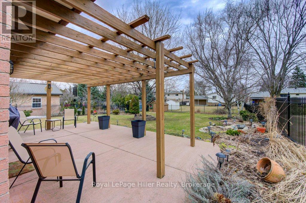 84 Franklin Drive, Stratford, Ontario  N5A 7N6 - Photo 35 - X12924136