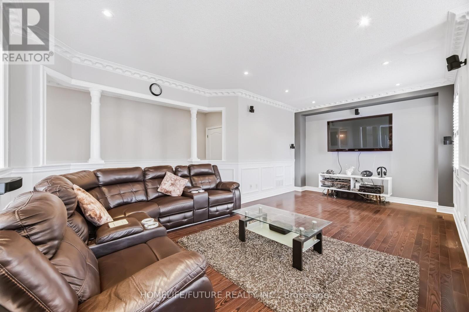 73 Egypt Drive, Brampton (Sandringham-Wellington), Ontario  L6R 0S4 - Photo 19 - W12925382