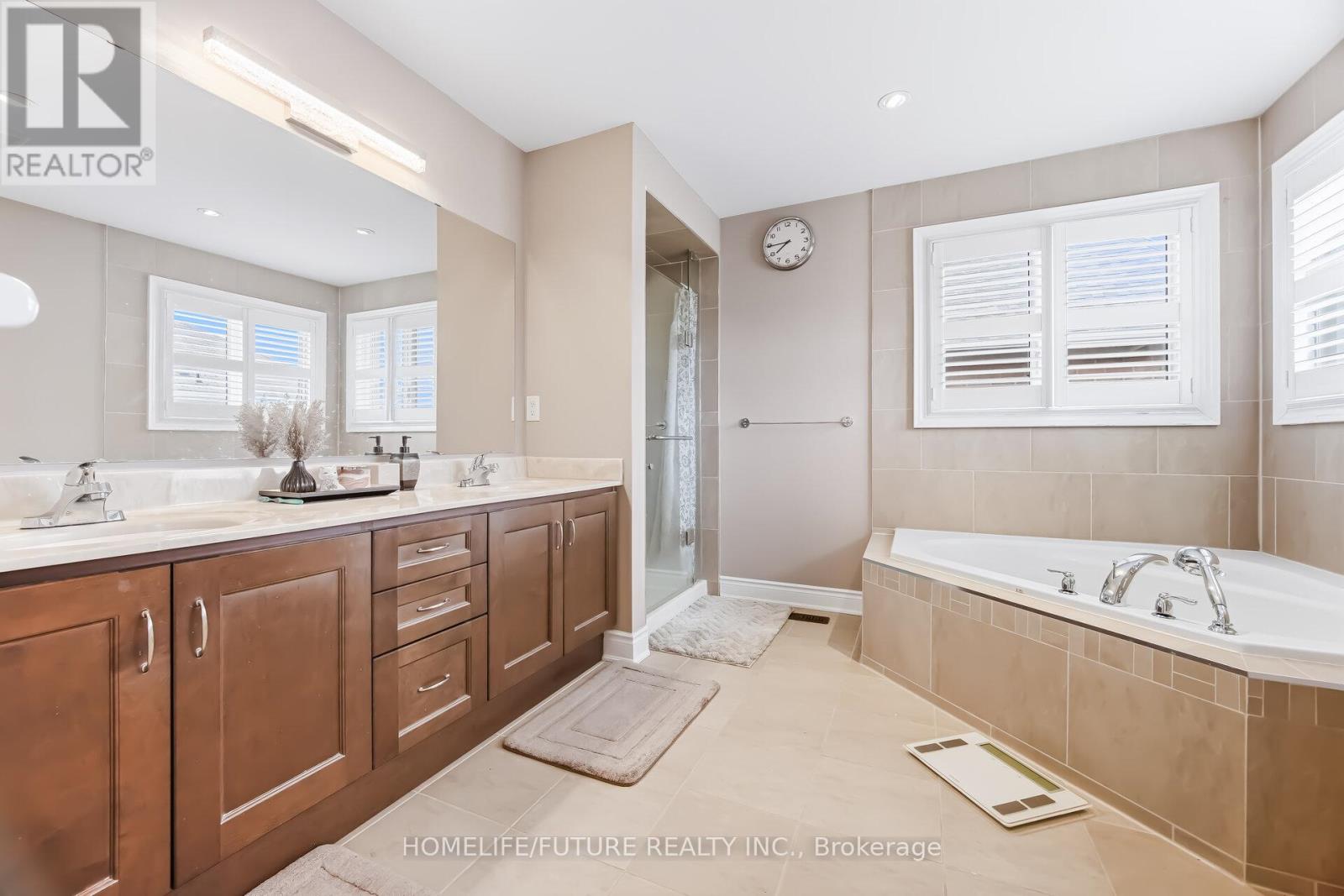 73 Egypt Drive, Brampton (Sandringham-Wellington), Ontario  L6R 0S4 - Photo 37 - W12925382