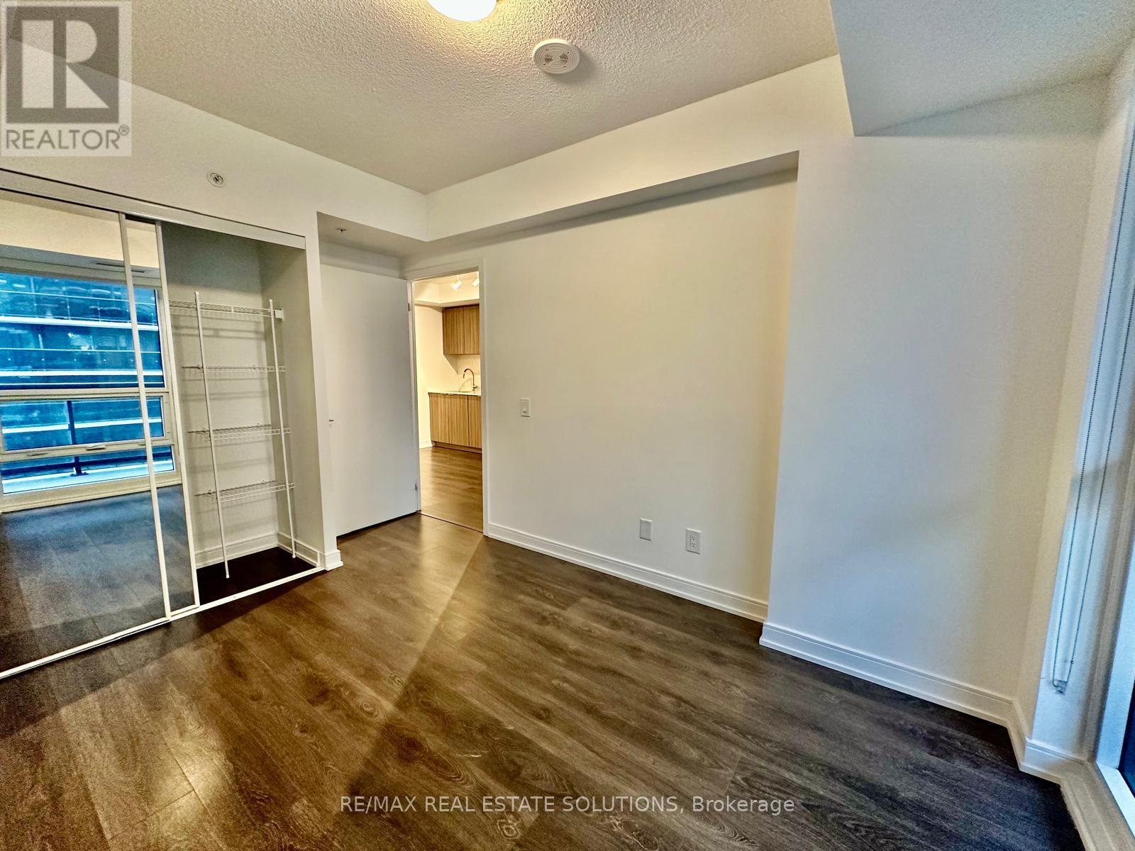 1506 - 30 Samuel Wood Way, Toronto, Ontario  M9B 0C9 - Photo 12 - W12925384