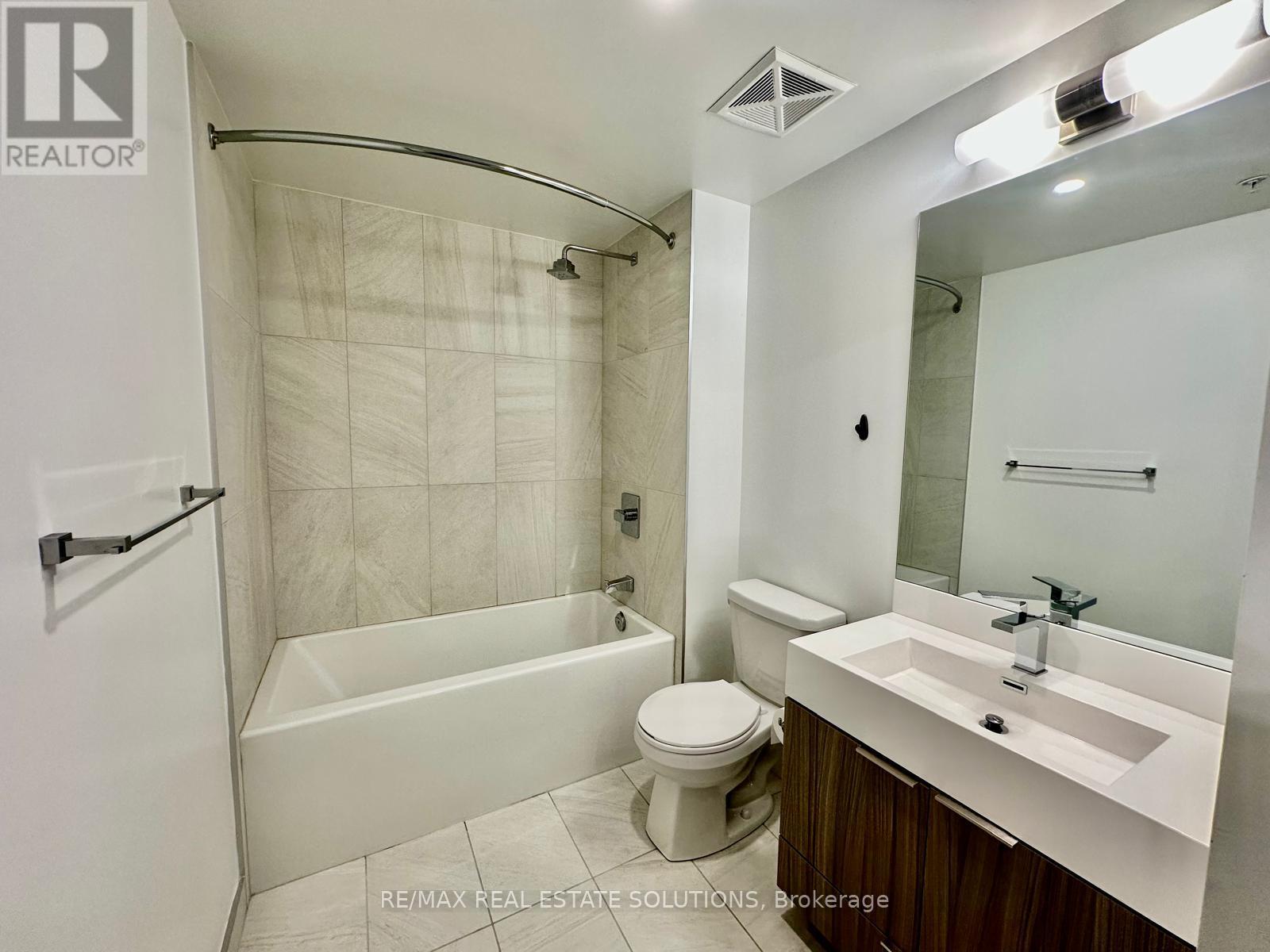 1506 - 30 Samuel Wood Way, Toronto, Ontario  M9B 0C9 - Photo 17 - W12925384