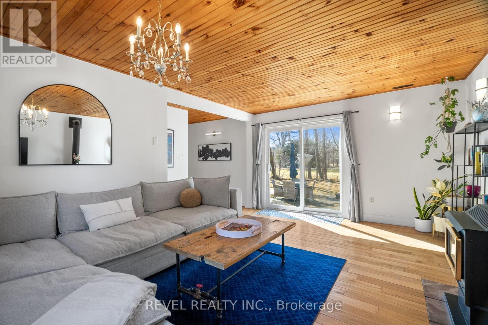 1428 Mill Street, Caledon, Ontario  L7C 1S1 - Photo 16 - W12925402