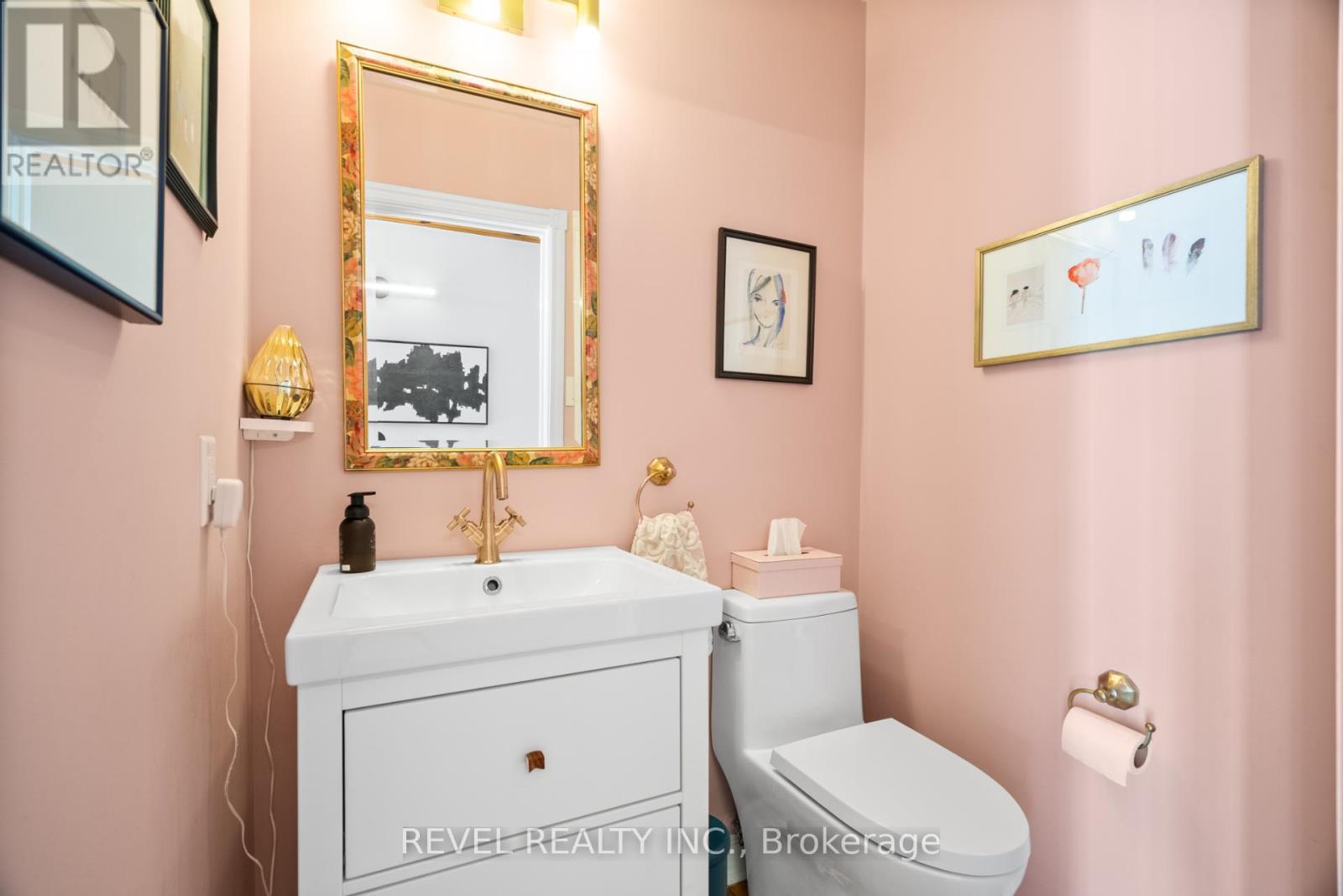 1428 Mill Street, Caledon, Ontario  L7C 1S1 - Photo 18 - W12925402