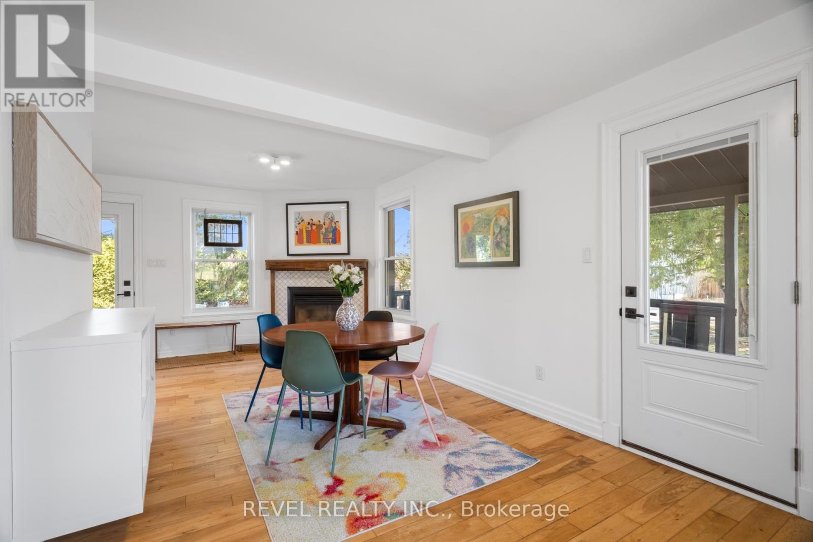 1428 Mill Street, Caledon, Ontario  L7C 1S1 - Photo 3 - W12925402