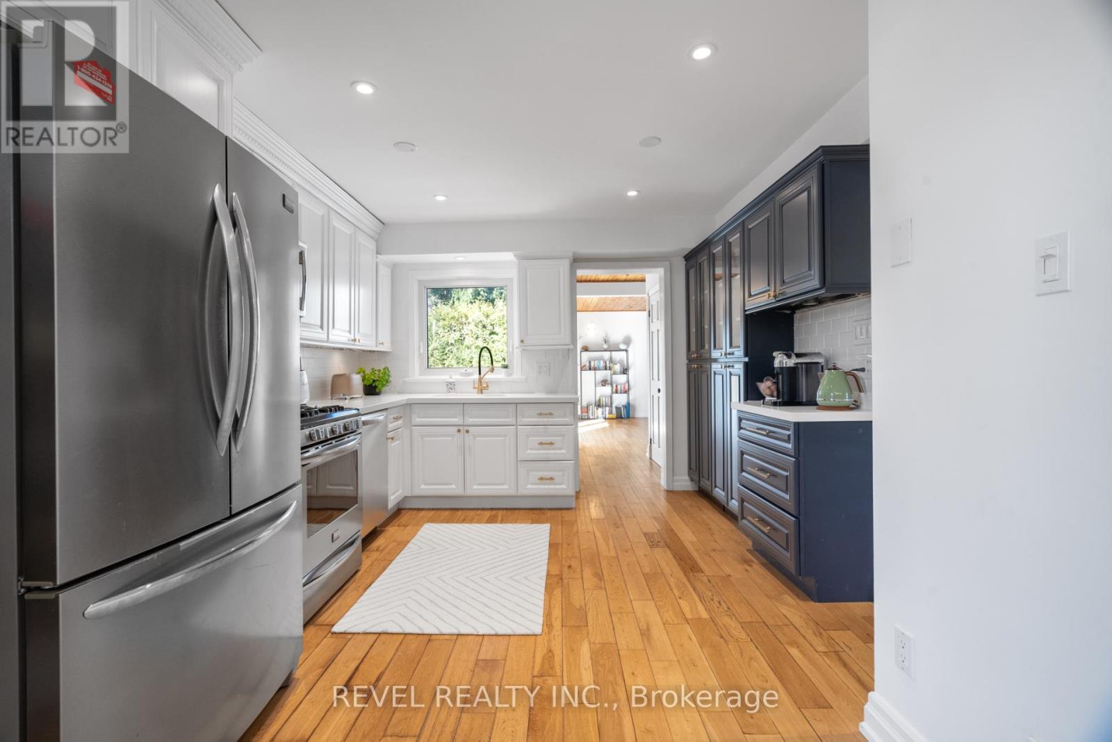 1428 Mill Street, Caledon, Ontario  L7C 1S1 - Photo 6 - W12925402