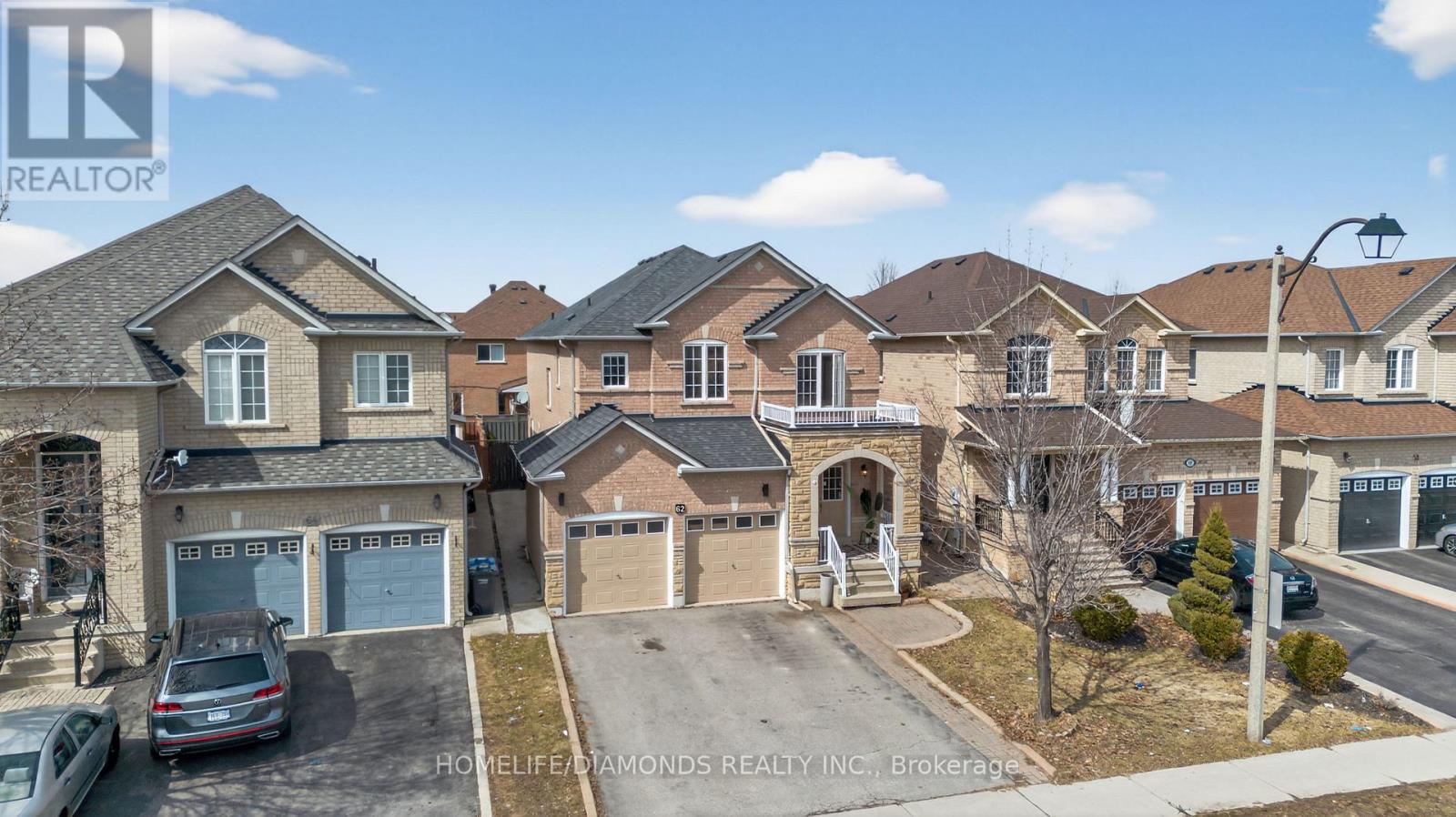 62 DON MINAKER DRIVE, Brampton, Ontario