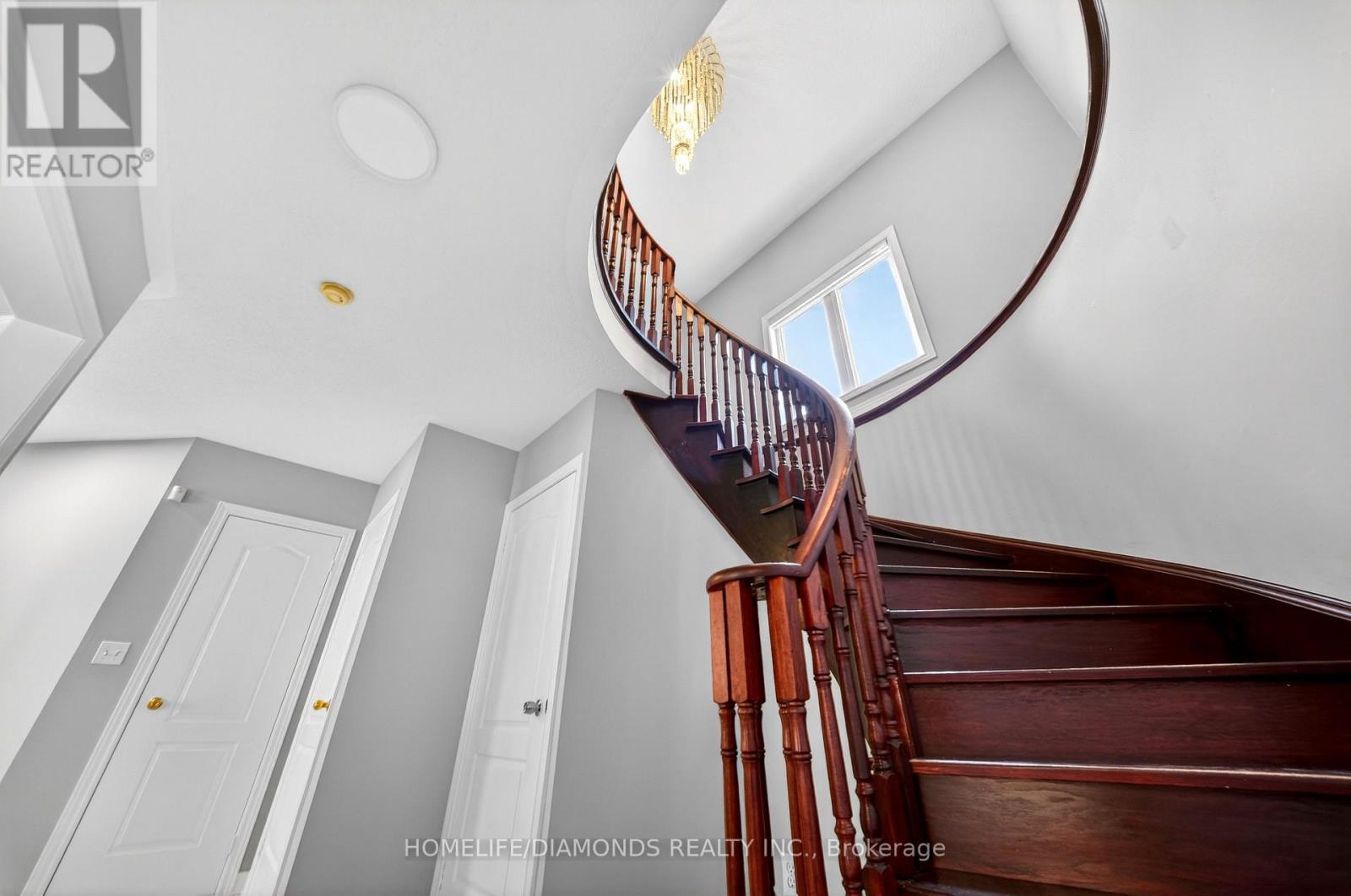 62 Don Minaker Drive, Brampton, Ontario  L6P 1R3 - Photo 20 - W12925412