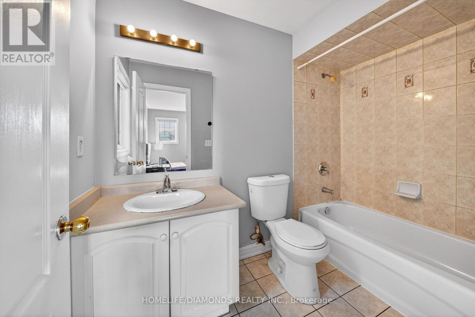 62 Don Minaker Drive, Brampton, Ontario  L6P 1R3 - Photo 35 - W12925412