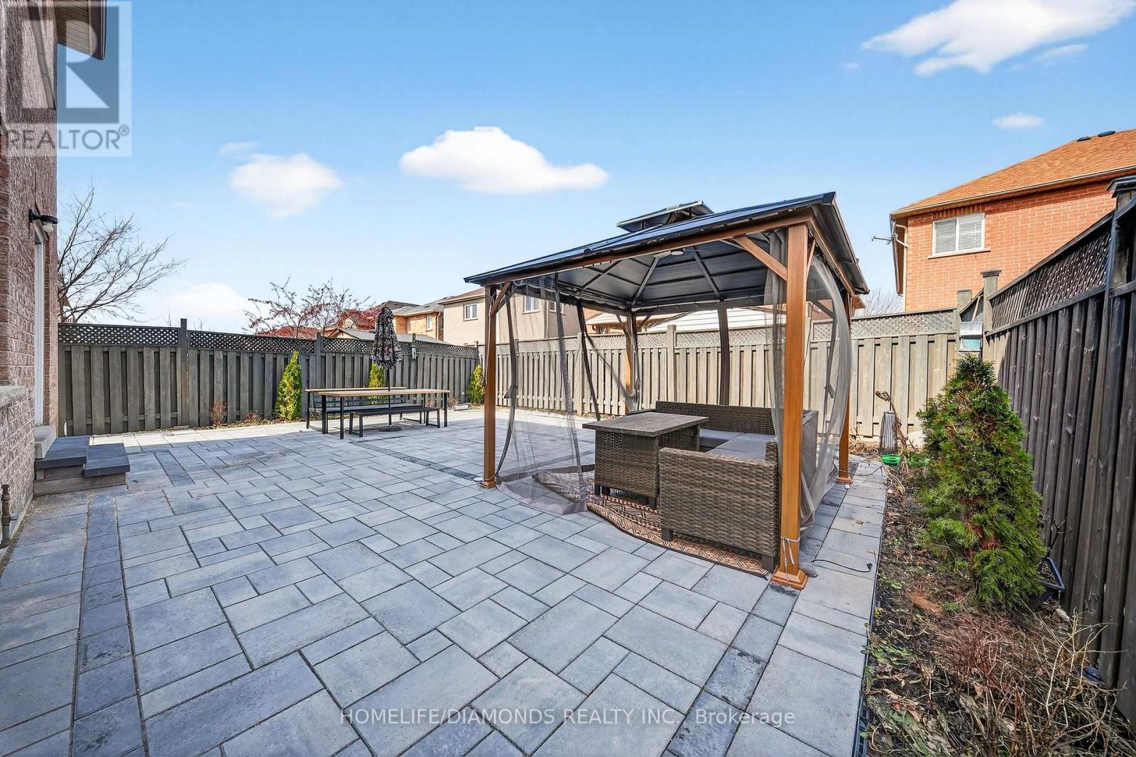 62 Don Minaker Drive, Brampton, Ontario  L6P 1R3 - Photo 39 - W12925412