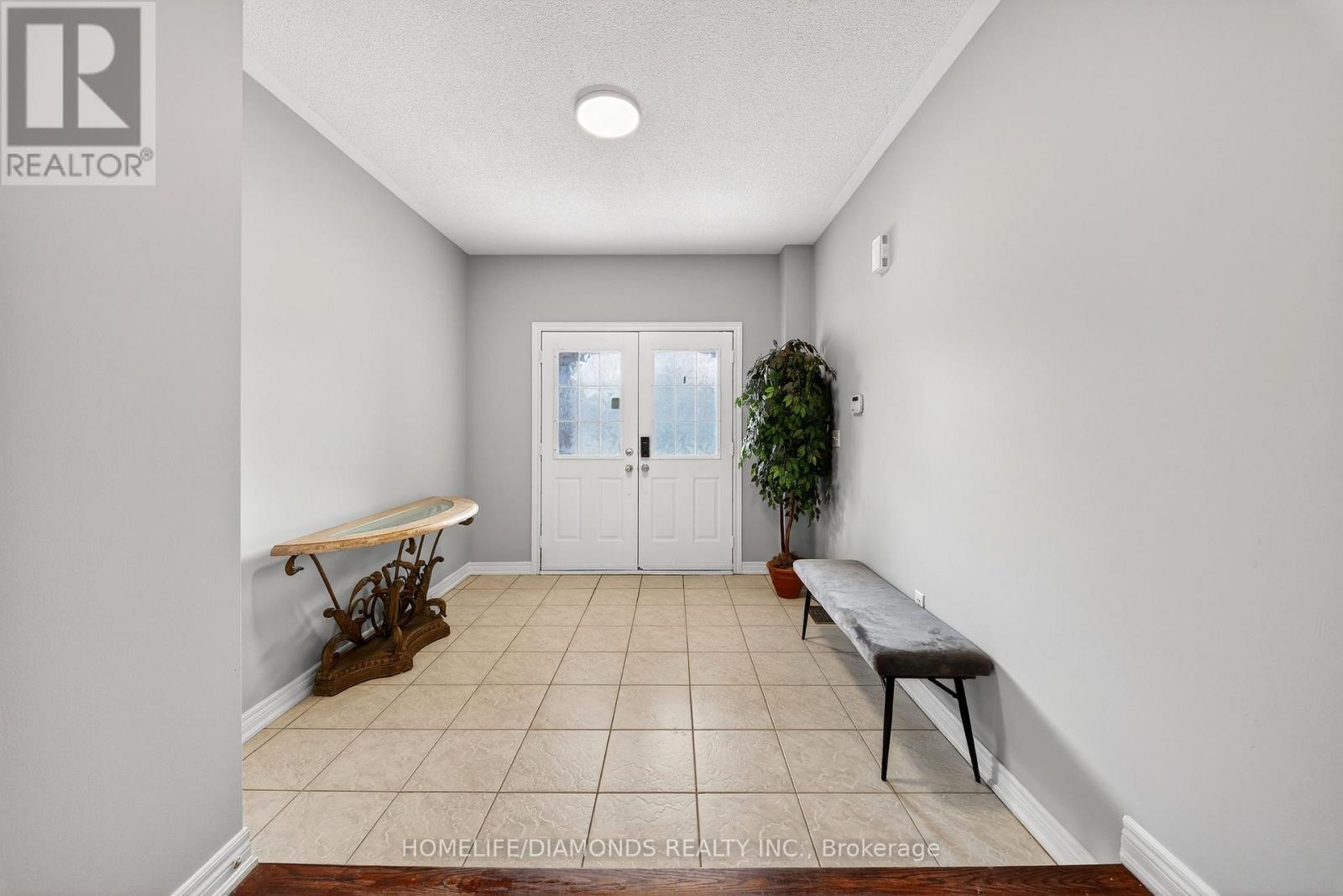 62 Don Minaker Drive, Brampton, Ontario  L6P 1R3 - Photo 7 - W12925412