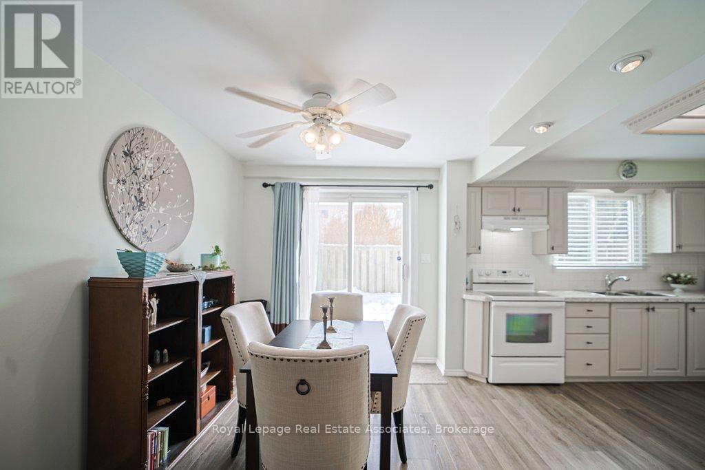 51 - 5475 Lakeshore Road, Burlington, Ontario  L7L 1E1 - Photo 14 - W12925454