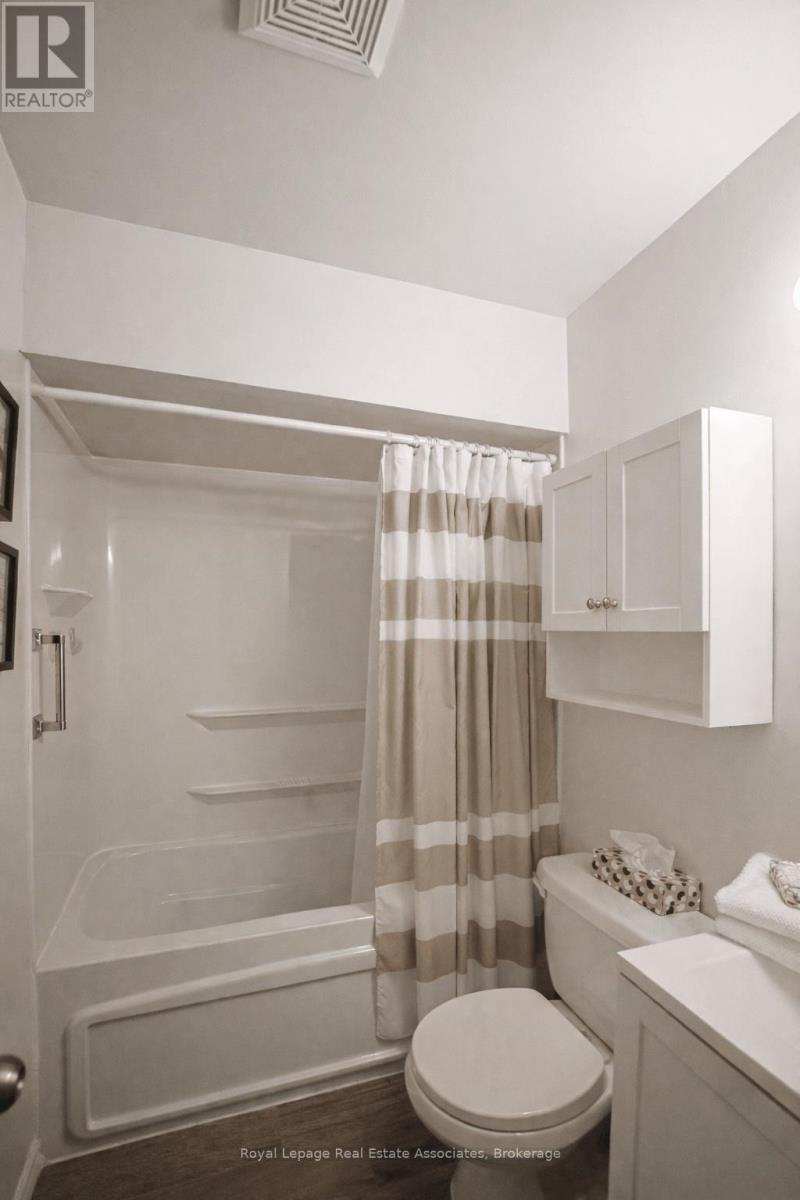 51 - 5475 Lakeshore Road, Burlington, Ontario  L7L 1E1 - Photo 20 - W12925454