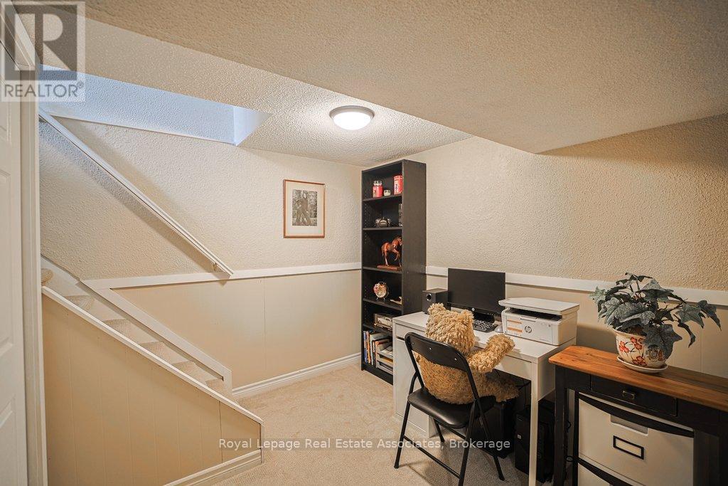 51 - 5475 Lakeshore Road, Burlington, Ontario  L7L 1E1 - Photo 27 - W12925454