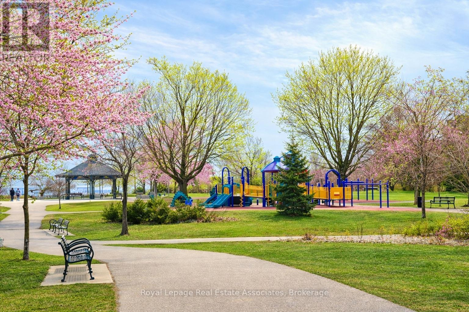 51 - 5475 Lakeshore Road, Burlington, Ontario  L7L 1E1 - Photo 32 - W12925454