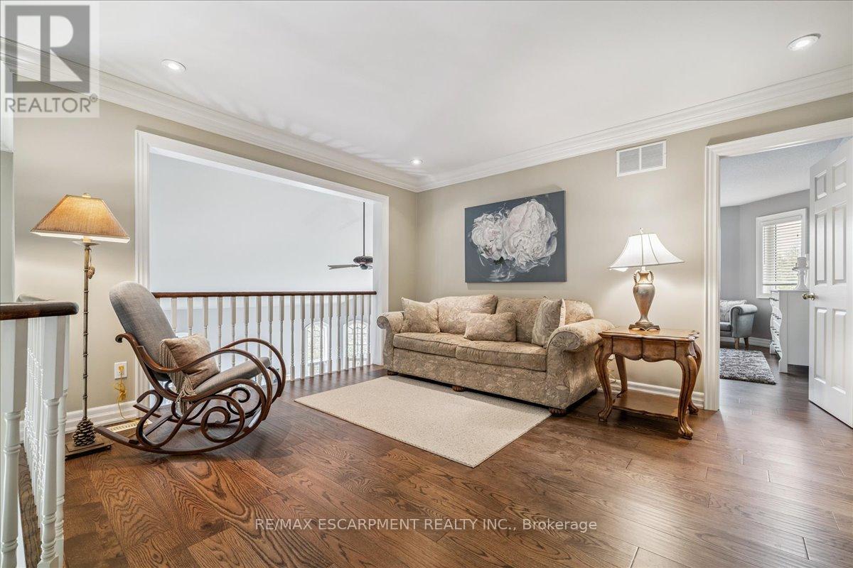 2359 Woodfield Road, Oakville, Ontario  L6H 6Y6 - Photo 24 - W12925458