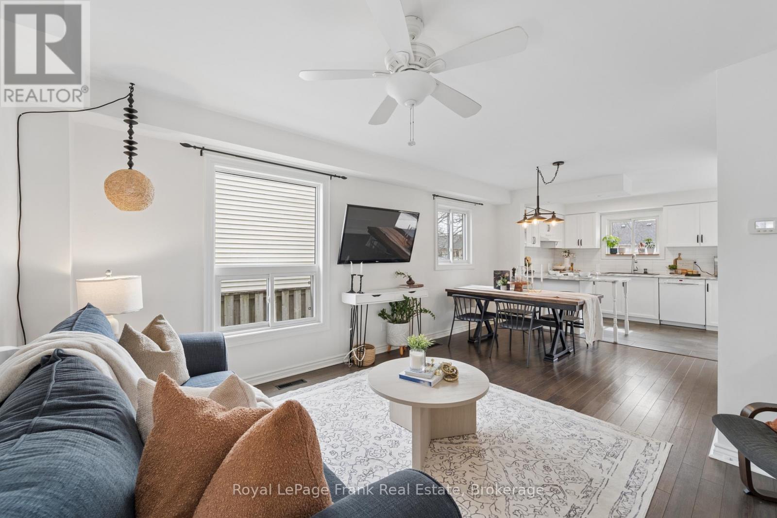 124 Humphrey Drive, Ajax, Ontario  L1S 4Y7 - Photo 7 - E12920132