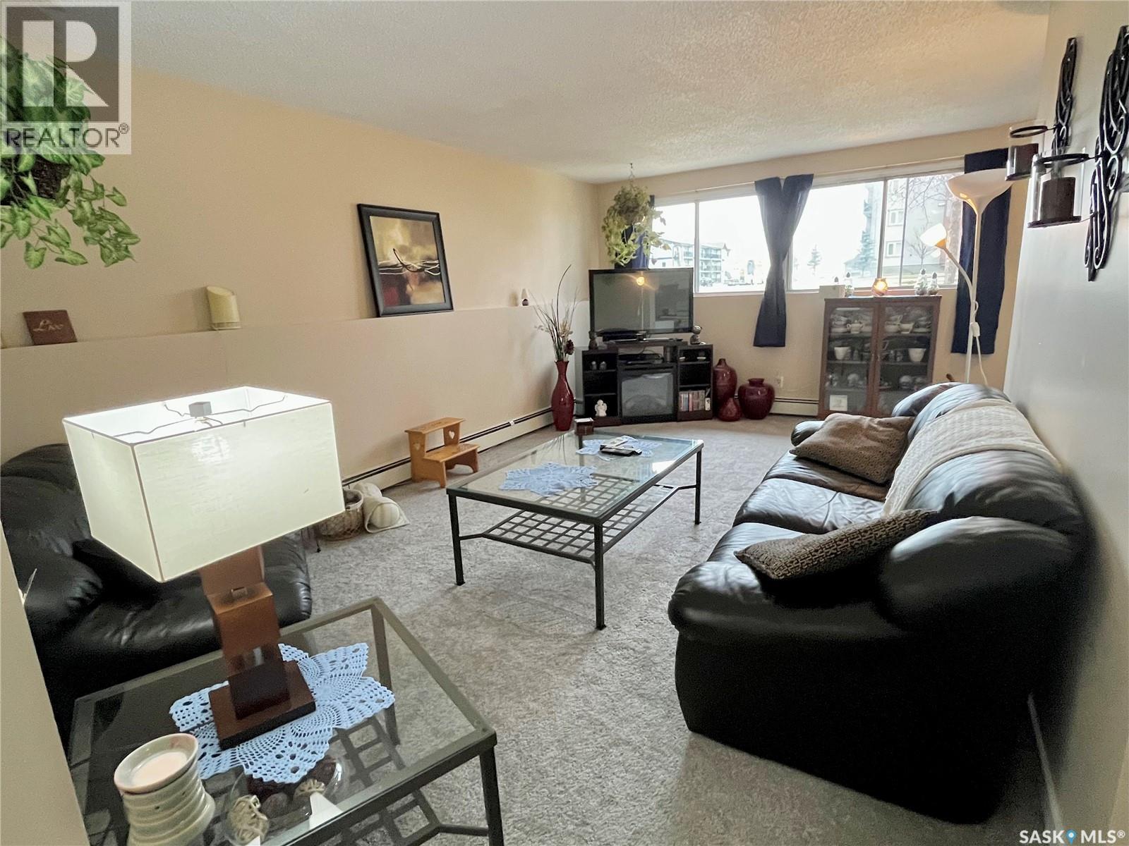 101 502 5th Avenue, Weyburn, Saskatchewan  S4H 2W1 - Photo 12 - SK031312