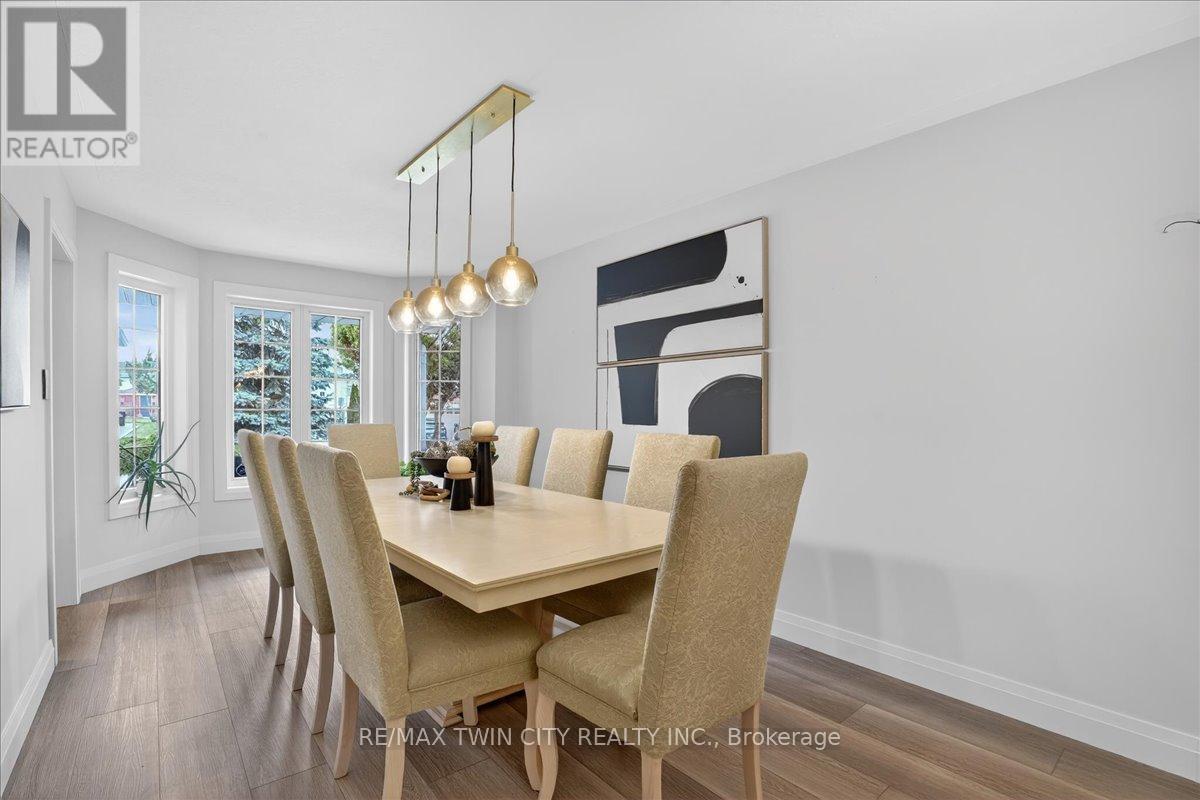 6 Ardwood Place, Kitchener, Ontario  N2A 4C3 - Photo 10 - X12925380