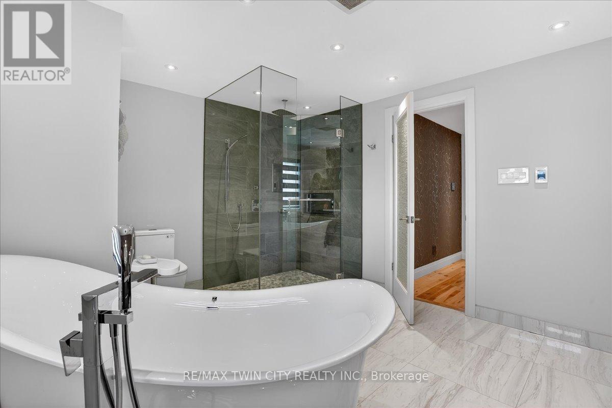 6 Ardwood Place, Kitchener, Ontario  N2A 4C3 - Photo 29 - X12925380