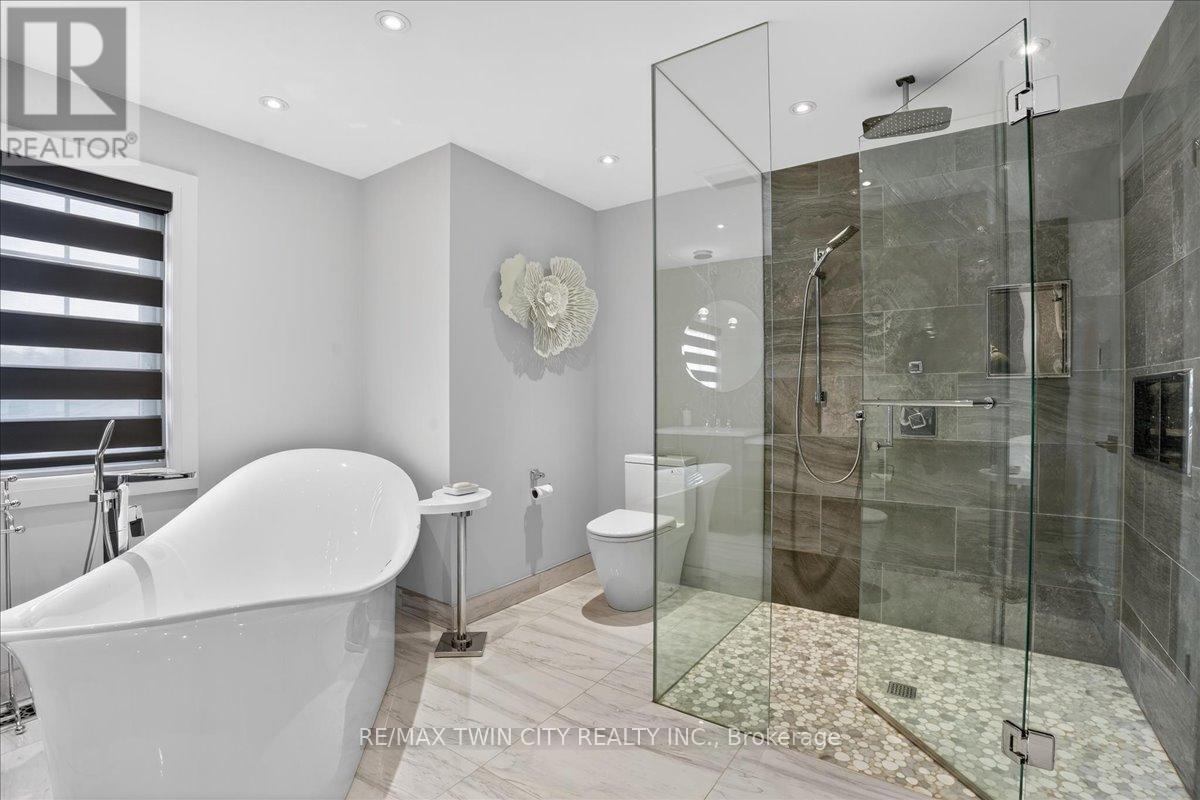 6 Ardwood Place, Kitchener, Ontario  N2A 4C3 - Photo 31 - X12925380